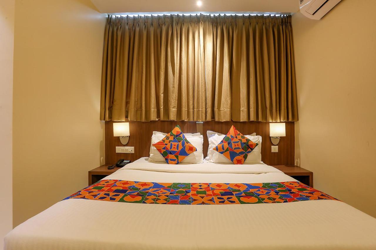 Fabhotel Royal International Bombay Extérieur photo