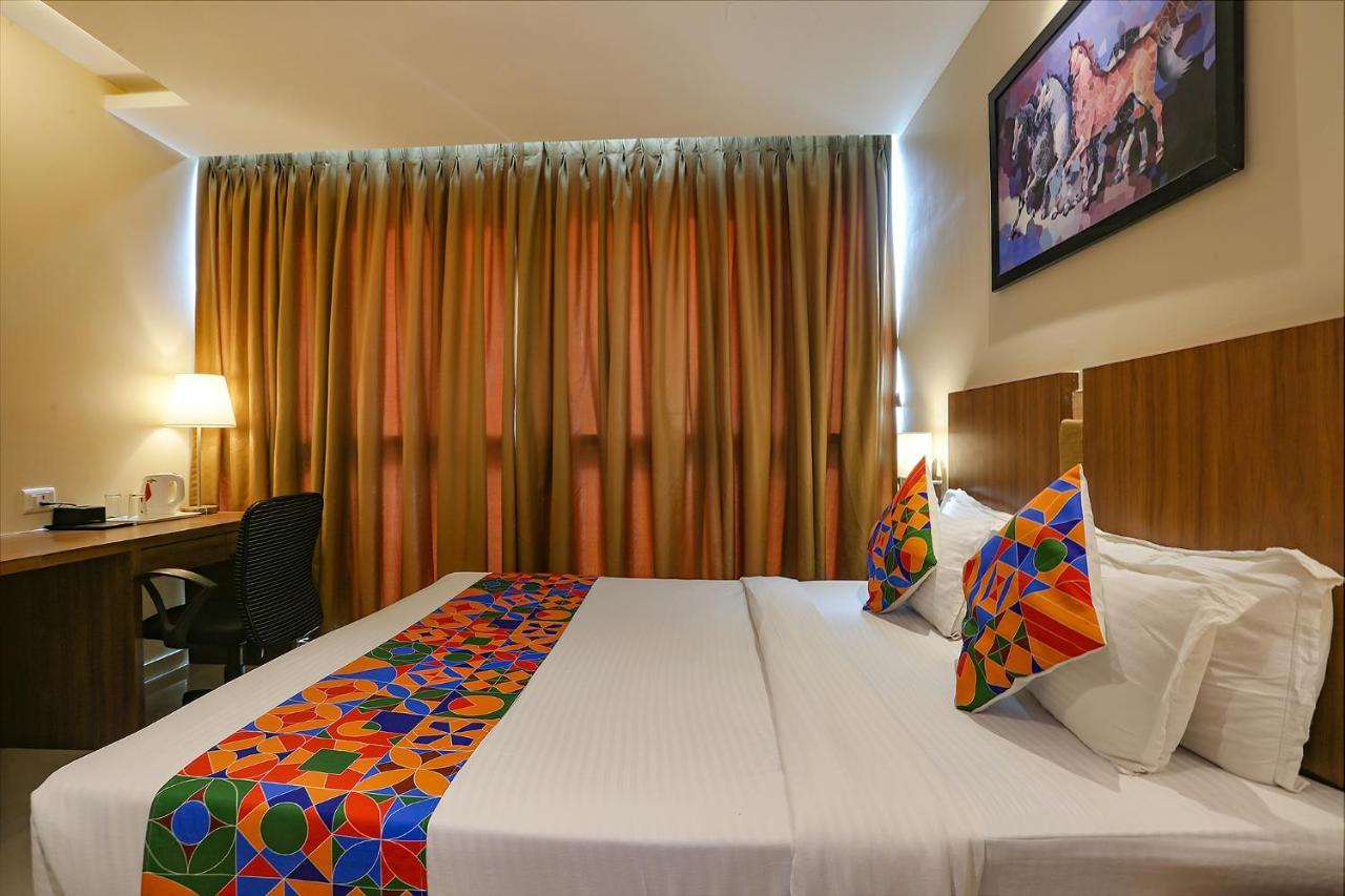 Fabhotel Royal International Bombay Extérieur photo